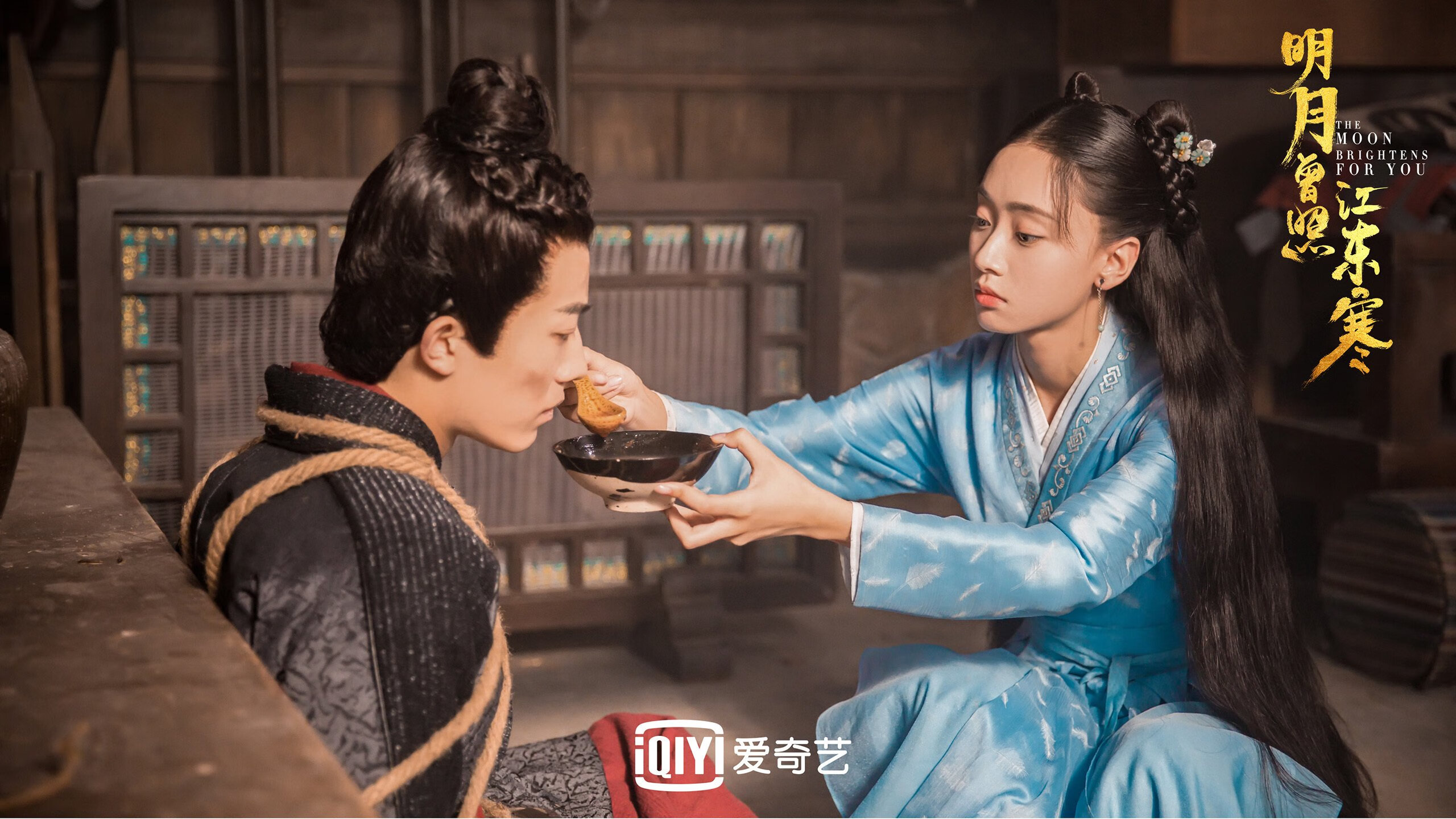 九游网页版官网-【现场直播】专家现场解读比赛中的关键战术和细节，比赛关键时刻
